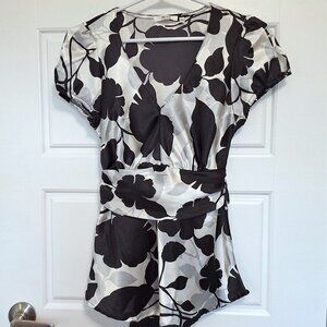 Black white and gray top with sheen